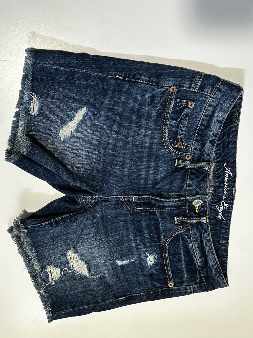 American Eagle Womens 2 Dark Blue Denim Jean Shorts Distressed Rips Frayed Hem